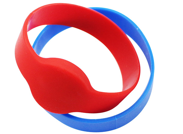 硅膠腕帶標(biāo)簽